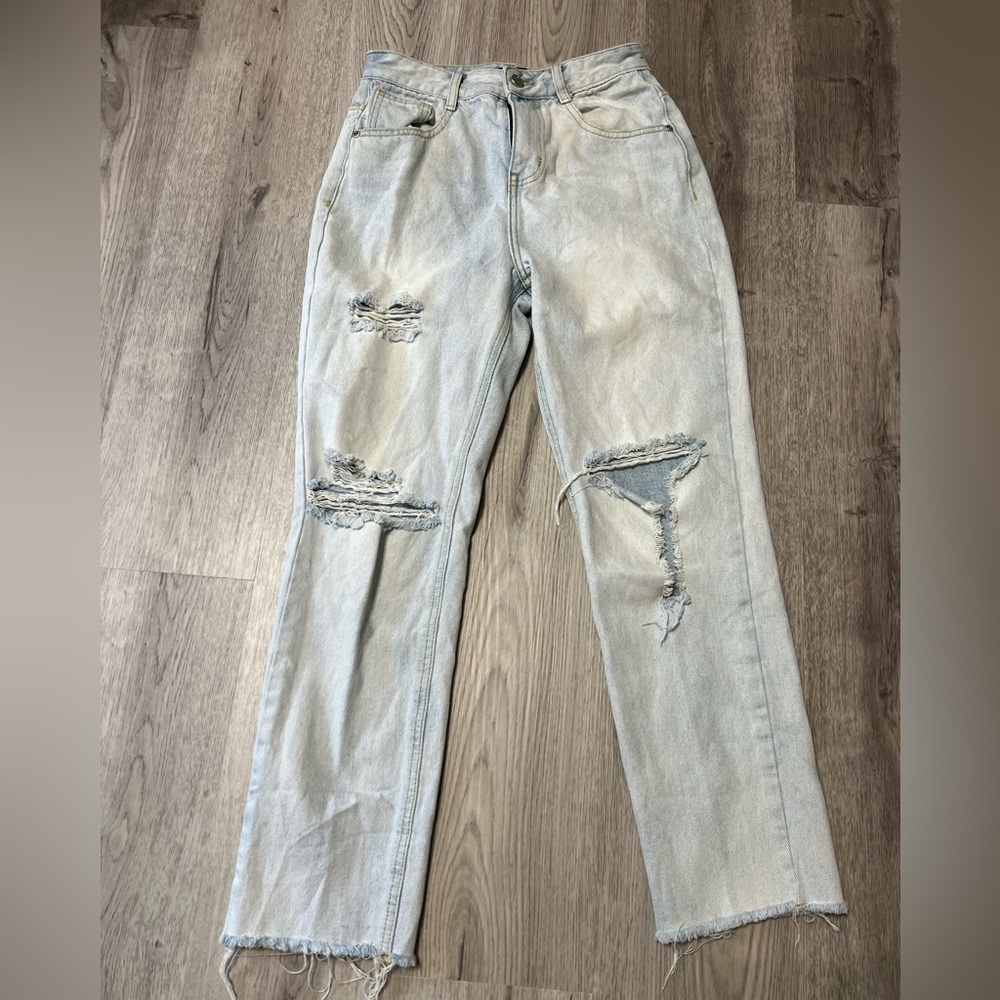 English Factory Destroyed Mom Jeans High Waist Size 26